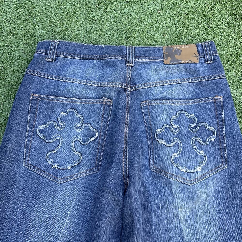 Vintage Y2K Brooklyn Xpress Jeans Men’s 36x32 Blue Baggy Cross Embroidered Denim
